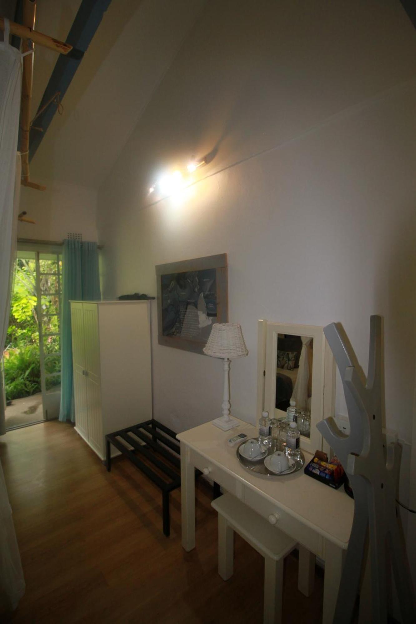 The Old House Bed & Breakfast Kasane Exterior foto