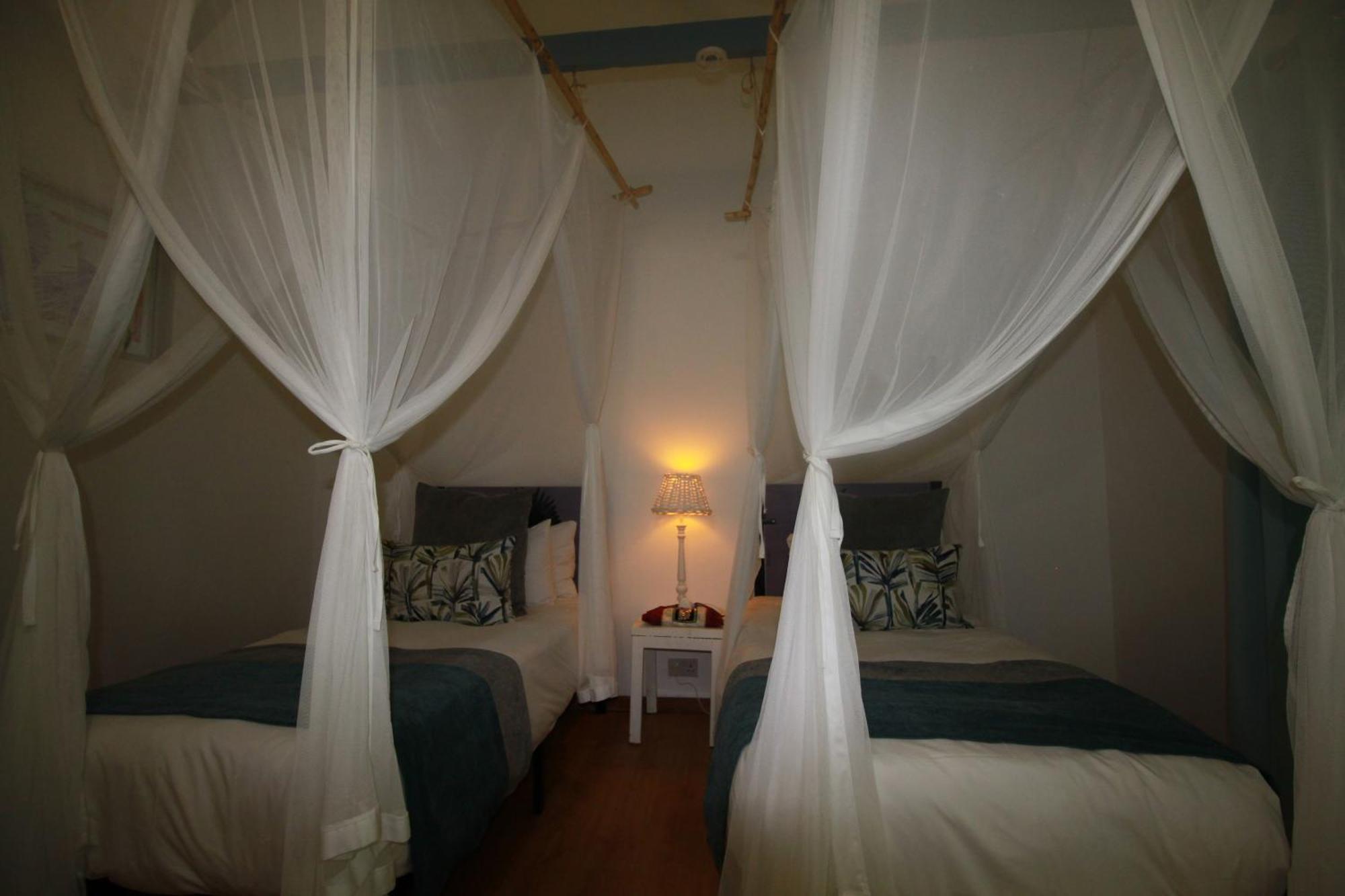 The Old House Bed & Breakfast Kasane Exterior foto
